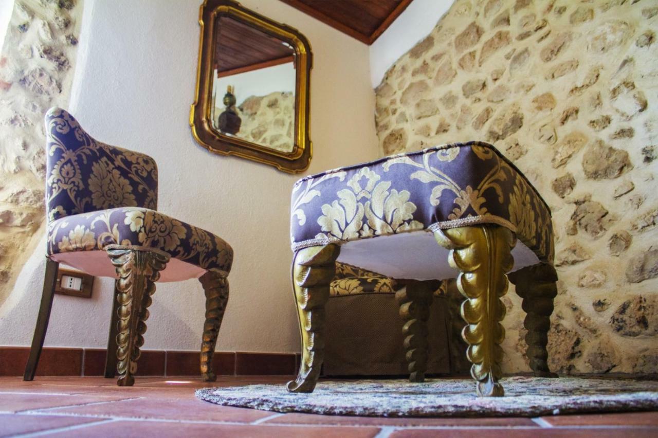 La Rupe Bed And Breakfast Norma Exterior photo
